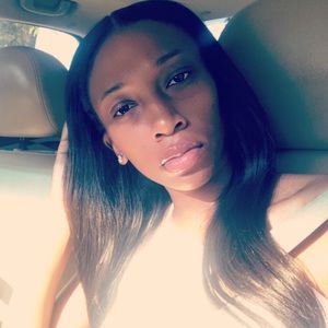 Meet your Posher, Lonyae